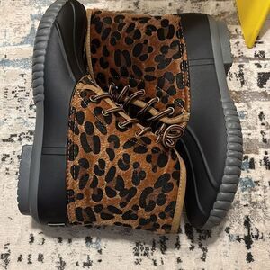 Simply Southern Size 11 leopard lace up rain/snow duck boots.  NEW